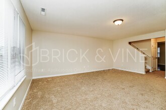 4964 Grimm Dr in Columbus, OH - Building Photo - Building Photo