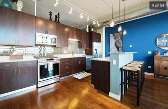1224 W Van Buren St in Chicago, IL - Foto de edificio - Building Photo