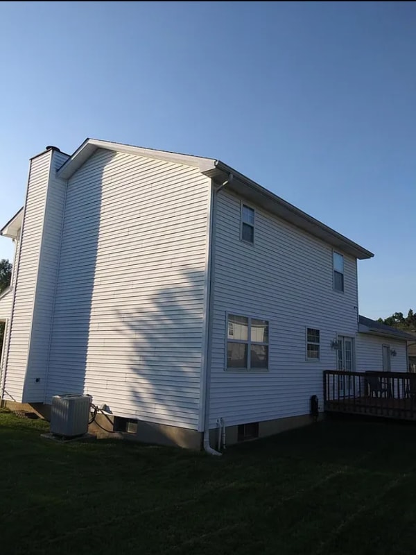 143 Wiltshire Ave in Vine Grove, KY - Building Photo - Building Photo