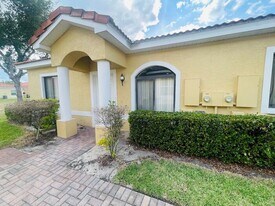 1769 Coriander Dr in Poinciana, FL - Building Photo