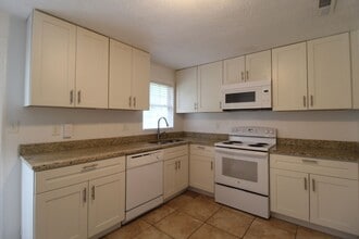 7729 Conser in Overland Park, KS - Building Photo - Building Photo
