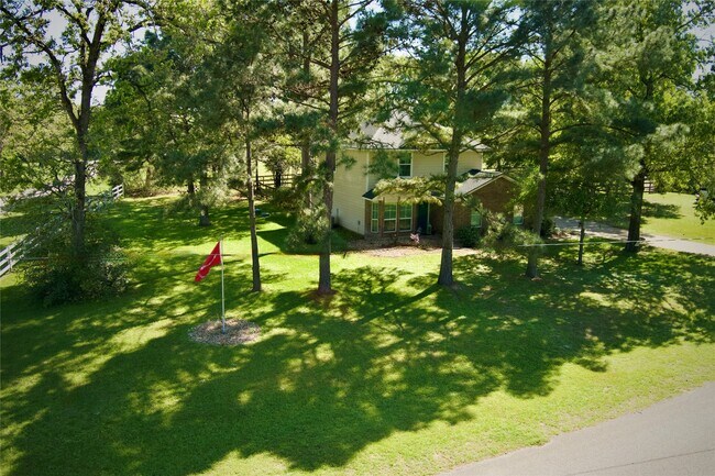 25401 Hunting Trail in Magnolia, TX - Building Photo - Building Photo
