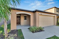 15511 Peace River Pl in Sun City Center, FL - Building Photo - Building Photo