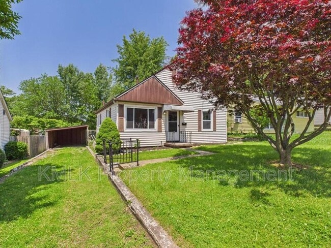 593 Franklin Ave in Barberton, OH - Building Photo - Building Photo