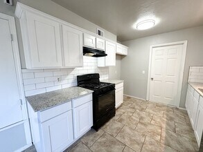 1000 SW 3rd St in Moore, OK - Building Photo - Building Photo