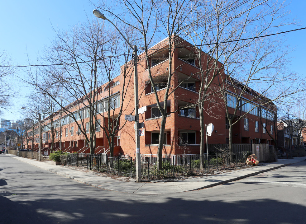 Hydro Block in Toronto, ON - Building Photo