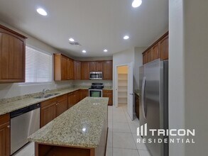 42437 W Corvalis Ln in Maricopa, AZ - Building Photo - Building Photo