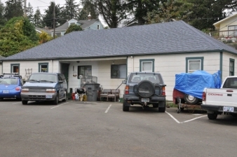 Columbia Apartments in Astoria, OR - Building Photo - Building Photo