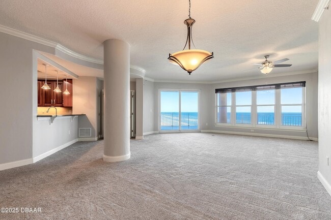 3245 S Atlantic Ave, Unit 803 in Daytona Beach Shores, FL - Foto de edificio - Building Photo