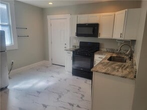 599 Stanley Ave in Columbus, OH - Building Photo - Building Photo