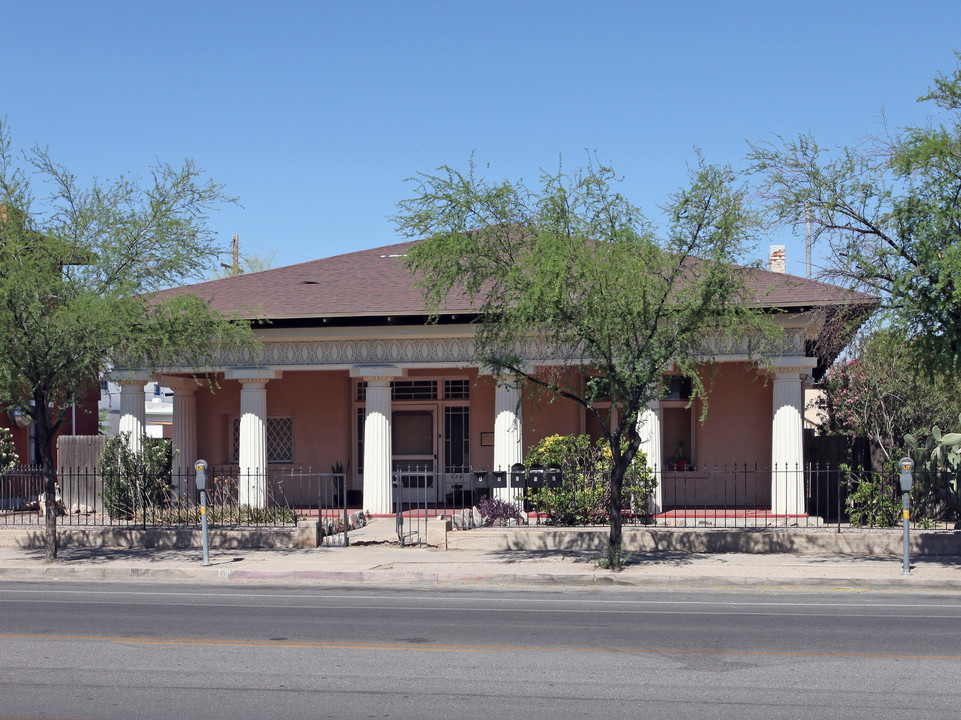 324 S 6th Ave in Tucson, AZ - Building Photo