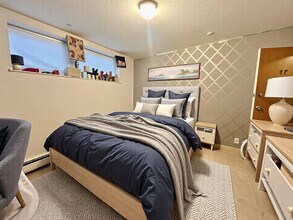 50 Parkman St in Brookline, MA - Foto de edificio - Building Photo