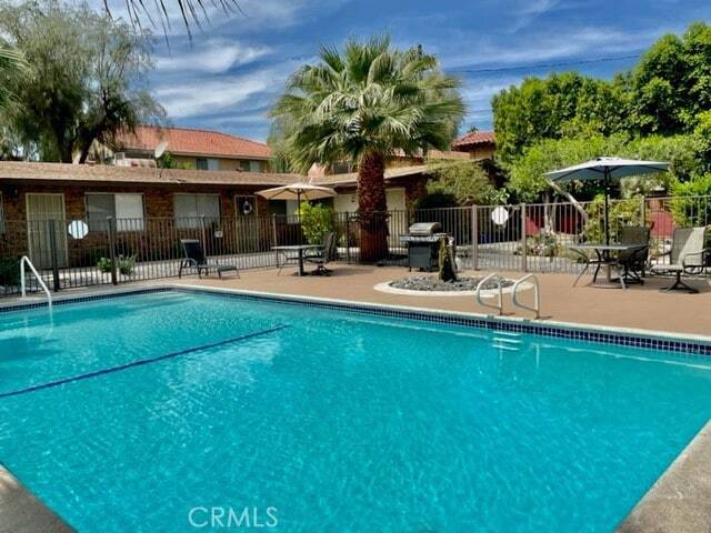 74402 Abronia Trail, Unit 3 in Palm Desert, CA - Building Photo