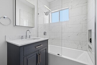 6120 Case Ave in North Hollywood, CA - Building Photo - Building Photo