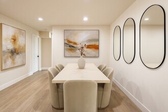 9425 Gierson Ave in Los Angeles, CA - Foto de edificio - Building Photo