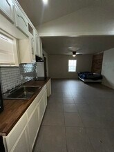 1916 Matamoros St in Laredo, TX - Building Photo - Building Photo