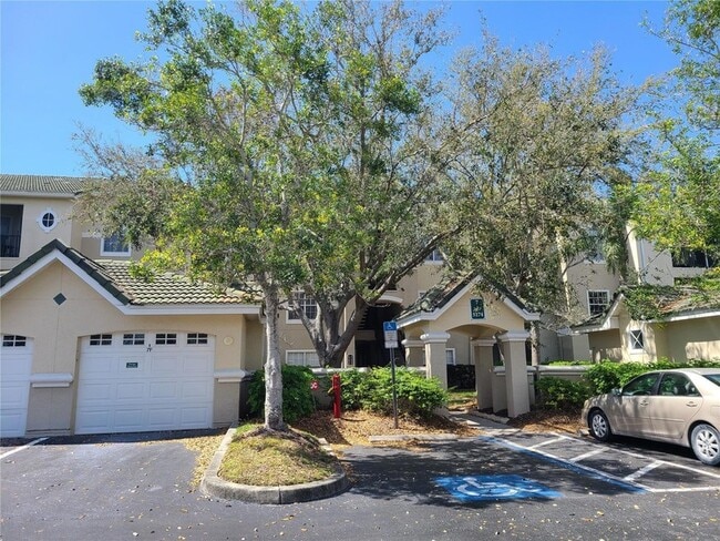 5174 Northridge Rd, Unit 112 in Sarasota, FL - Building Photo - Building Photo