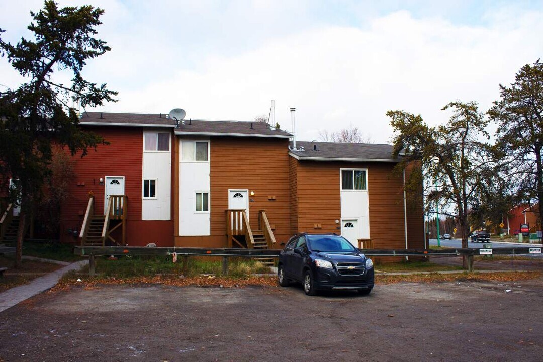 Greenstone Place in Yellowknife, NT - Building Photo
