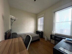 464 Park Dr, Unit 27 in Boston, MA - Foto de edificio - Building Photo