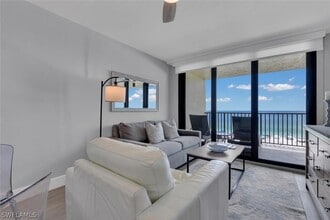 890 S Collier Blvd in Marco Island, FL - Building Photo - Building Photo