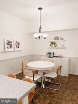 2709 Summerview Way in Annapolis, MD - Building Photo