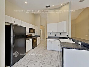 4137 Amber Ridge Ln in Valrico, FL - Building Photo - Building Photo
