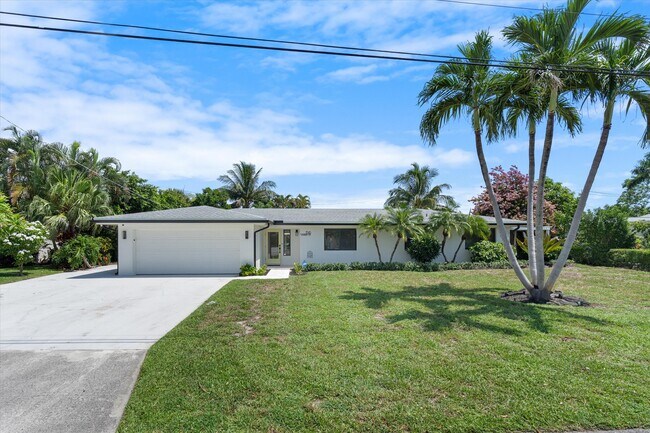 1516 Wagner Cir in West Palm Beach, FL - Building Photo - Building Photo