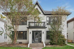 1632 Hawthorne St in Houston, TX - Building Photo