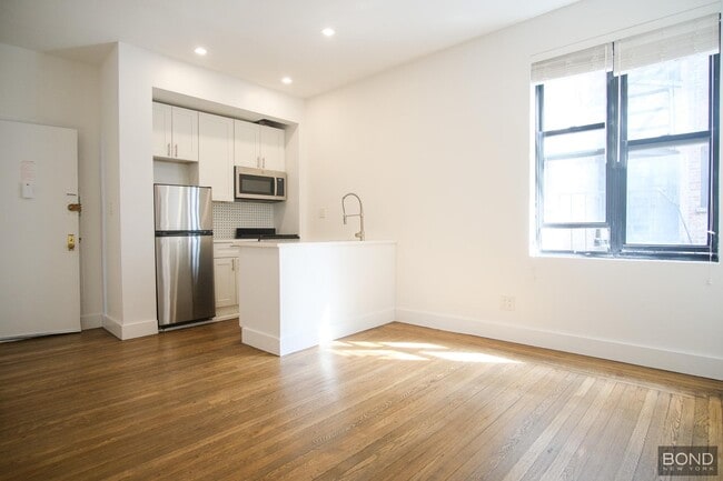 property at 45 Tiemann Pl