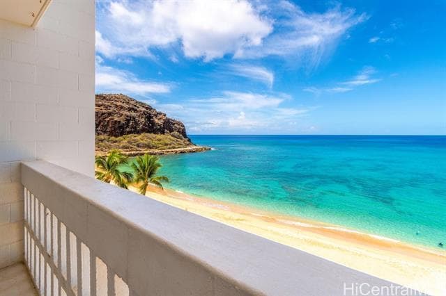 property at 84-965-965 Farrington Hwy