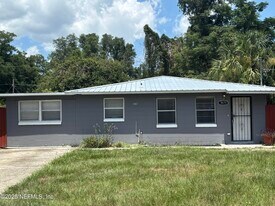 9079 11th Ave in Jacksonville, FL - Building Photo