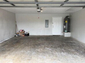 3015 Flask Dr in Dallas, TX - Building Photo - Building Photo