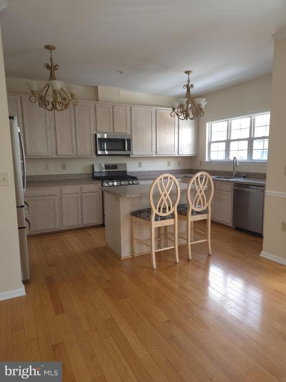 property at 2213 Montauk Dr