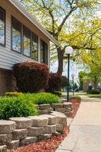 Waterside Apartments in Saginaw, MI - Building Photo - Building Photo