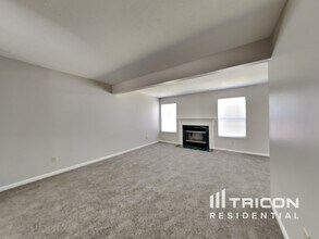 6422 Coconut Ct in Indianapolis, IN - Foto de edificio - Building Photo
