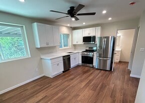 1999 Valley Rim Rd in El Cajon, CA - Building Photo