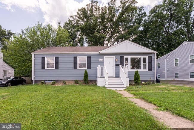property at 4144 Addison Rd