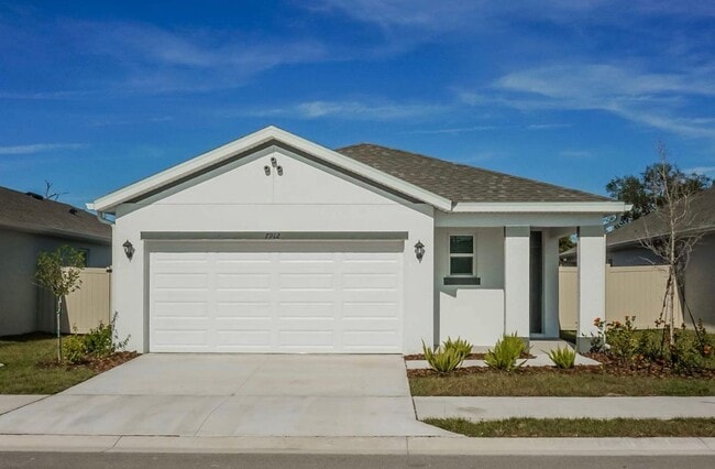7912 Majestic Palms Ct