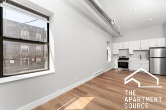 1219 W Devon Ave in Chicago, IL - Foto de edificio - Building Photo