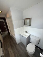 1227 Fairview Ave in Rockford, IL - Building Photo - Building Photo