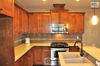 16629 NW Rossetta St in Portland, OR - Building Photo - Building Photo