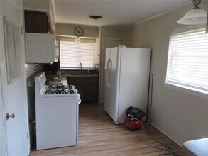 114 Wake Dr in Richardson, TX - Building Photo - Building Photo