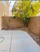 10173 Quaint Tree St in Las Vegas, NV - Building Photo - Building Photo