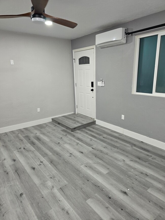 1429 Gowin St, Unit Apt B