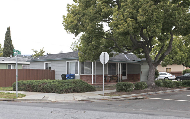 1244-1246 Junipero Ave in Redwood City, CA - Building Photo - Building Photo