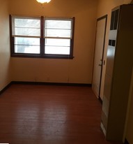 815 Lewis St Apartamentos