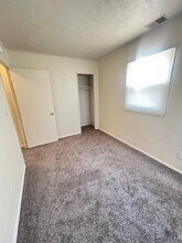 5107 Bennett Rd in Toledo, OH - Building Photo - Building Photo