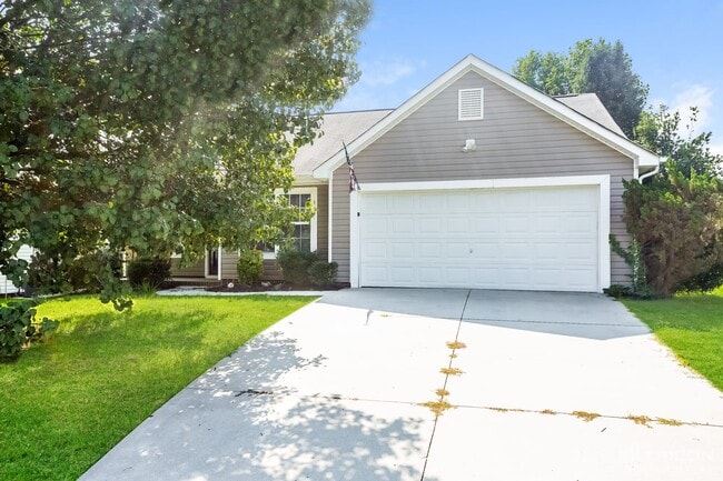 property at 926 Back Bay Ct NE