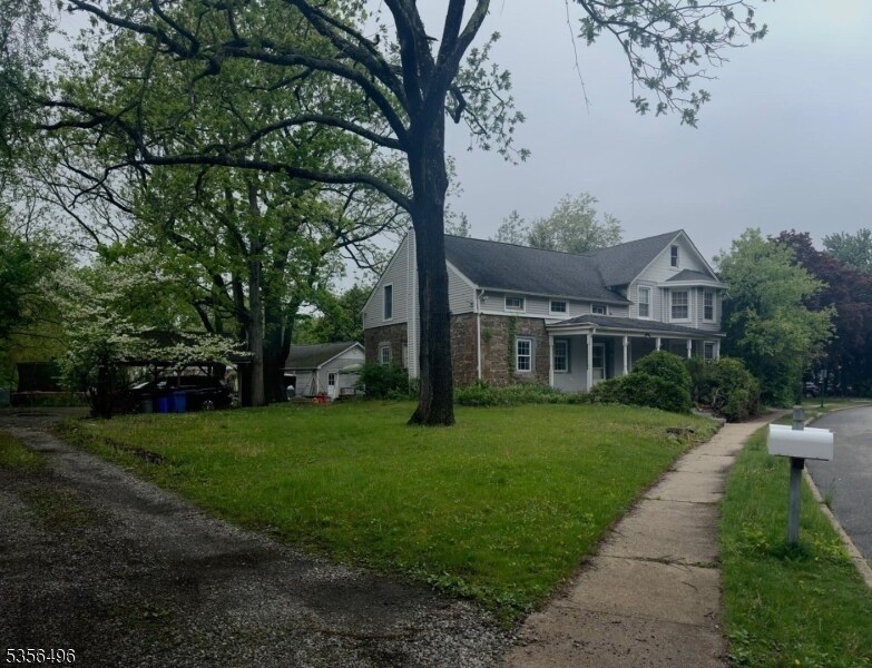 58 Ryerson Rd in Lincoln Park, NJ - Building Photo
