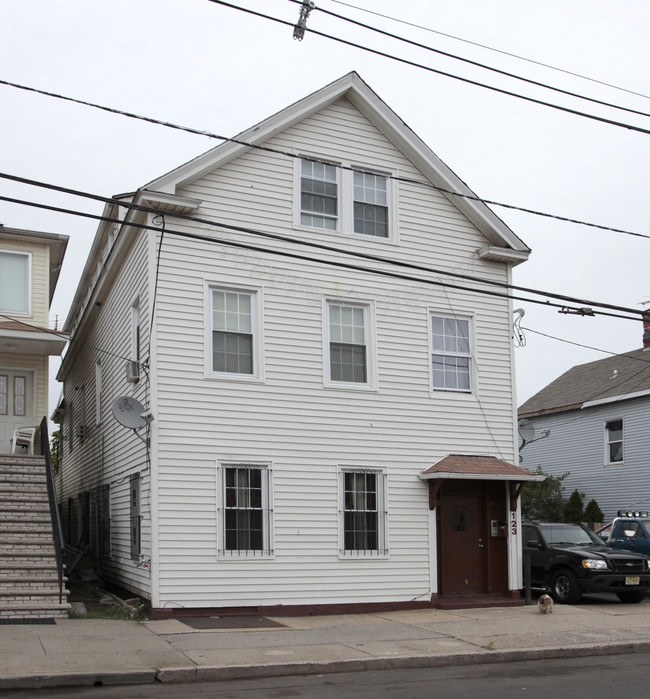 123 Fulton St in Elizabeth, NJ - Building Photo - Building Photo